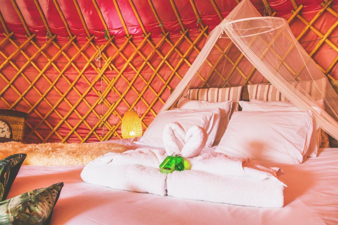Finca De Arrieta Village - Yurts And Stone Cottages - Shared Pool - Walking Distance To Arrieta Beach - Eco Friendly Tabayesco Bagian luar foto