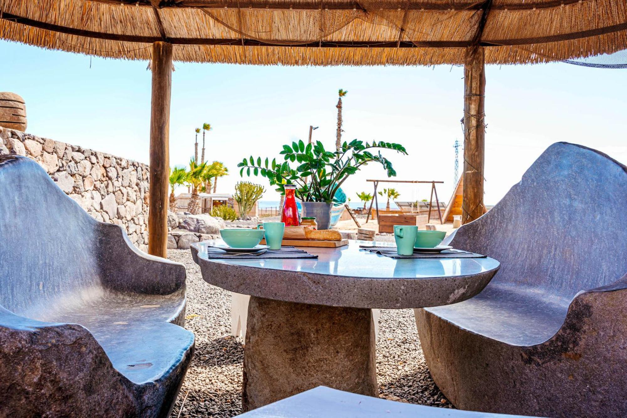 Finca De Arrieta Village - Yurts And Stone Cottages - Shared Pool - Walking Distance To Arrieta Beach - Eco Friendly Tabayesco Bagian luar foto