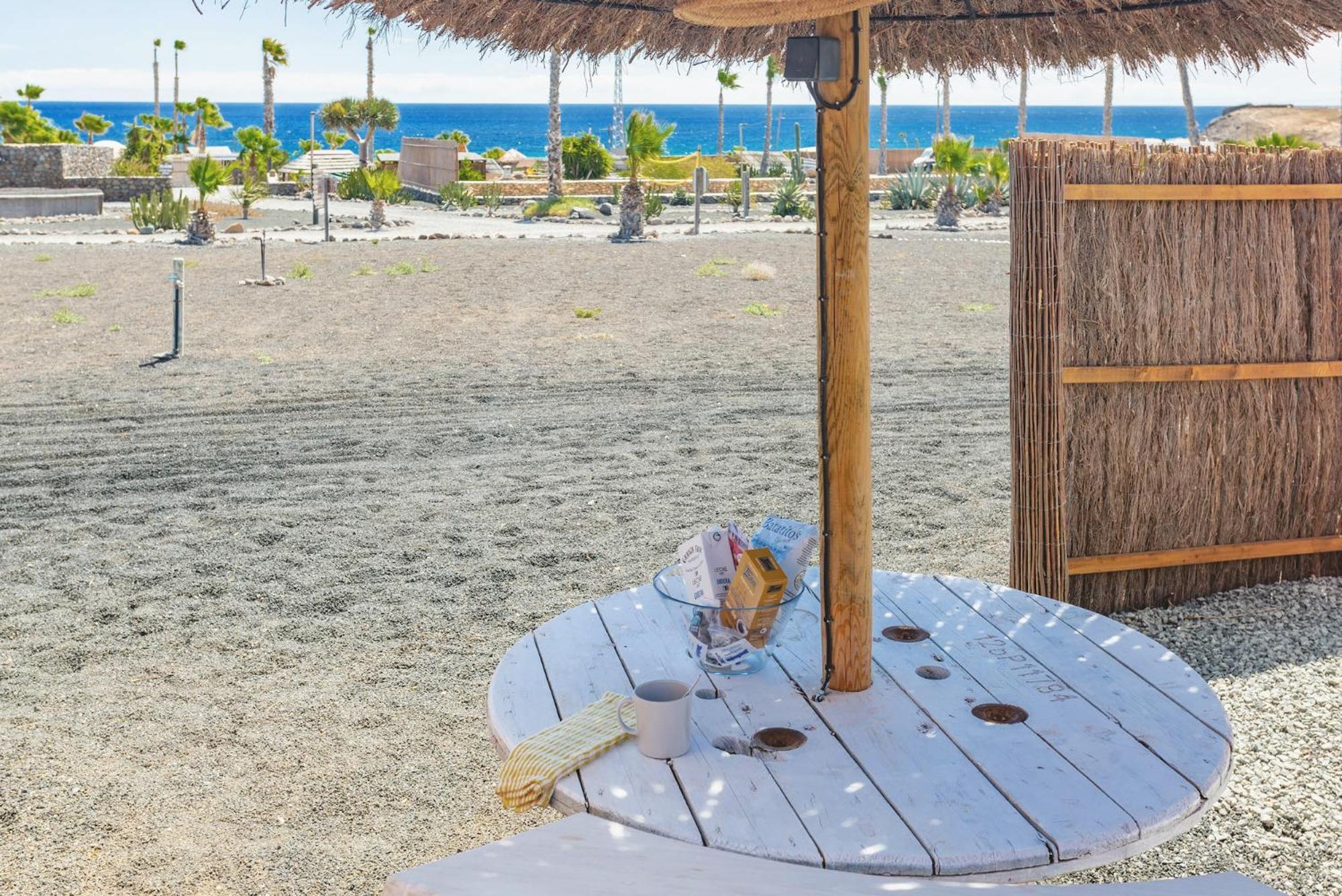 Finca De Arrieta Village - Yurts And Stone Cottages - Shared Pool - Walking Distance To Arrieta Beach - Eco Friendly Tabayesco Bagian luar foto