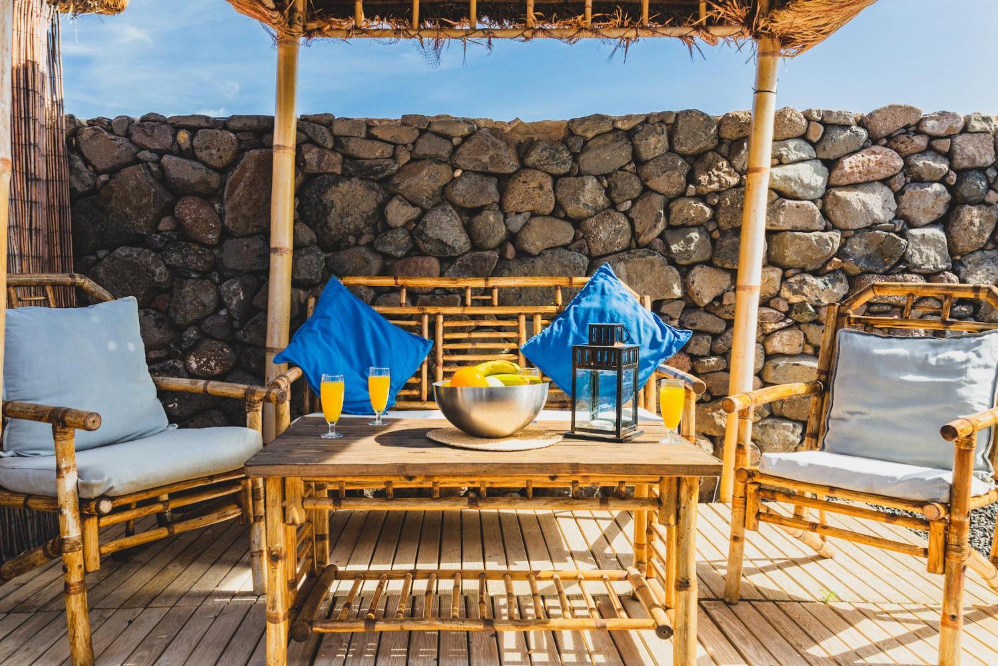 Finca De Arrieta Village - Yurts And Stone Cottages - Shared Pool - Walking Distance To Arrieta Beach - Eco Friendly Tabayesco Bagian luar foto